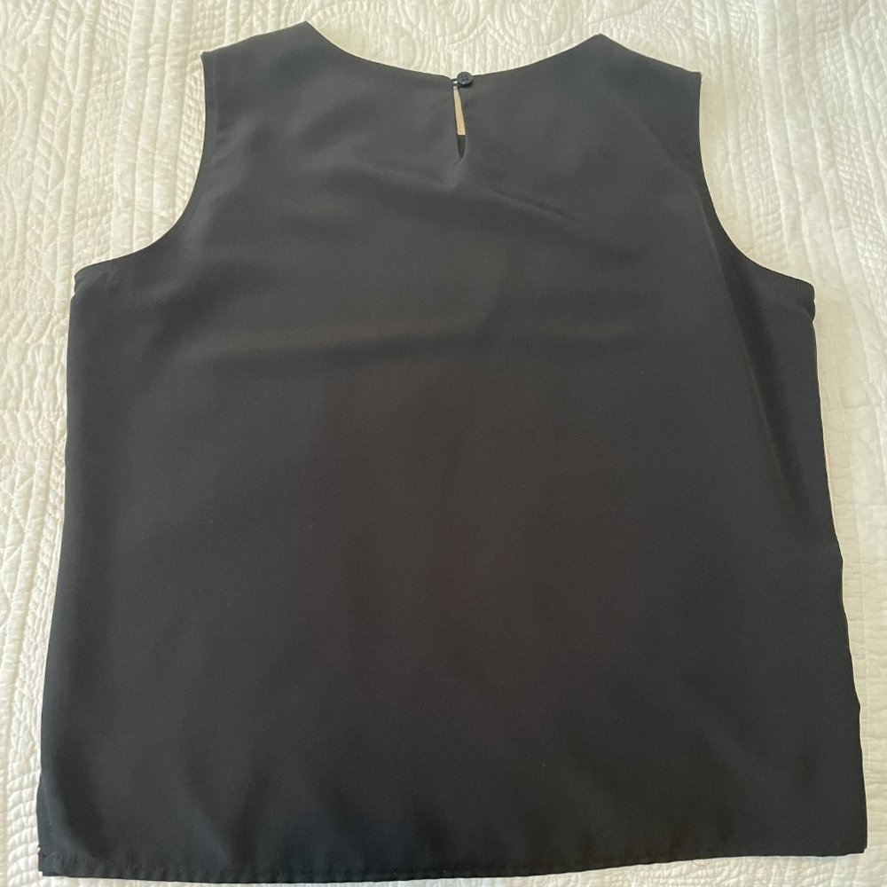 Black Shell - Picture 3 of 3